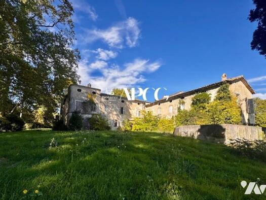 Immeuble à vendre 650 000 € 1 000 m² Vinsobres 26110