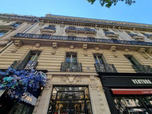 Appartement 6 pièces 207 m² · à Paris 8ème Arrondissement · 206,9 m² · 7 443 €