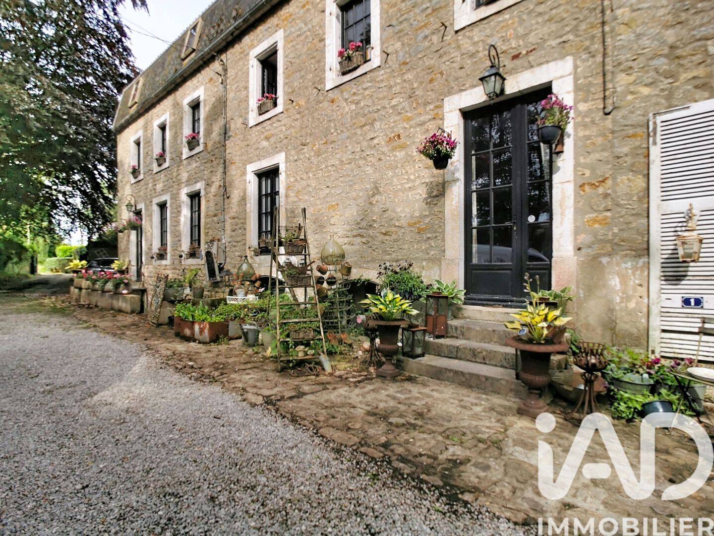 Maison 9 pièces 235 m² · à La Capelle-lès-Boulogne · 235 m² · 975 000 €