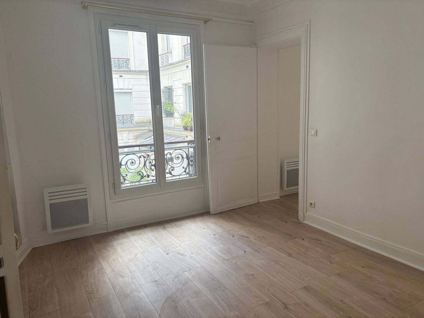 Appartement 1 pièce 52 m² · à Paris 8ème Arrondissement · 52 m² · 1 490 €/mois