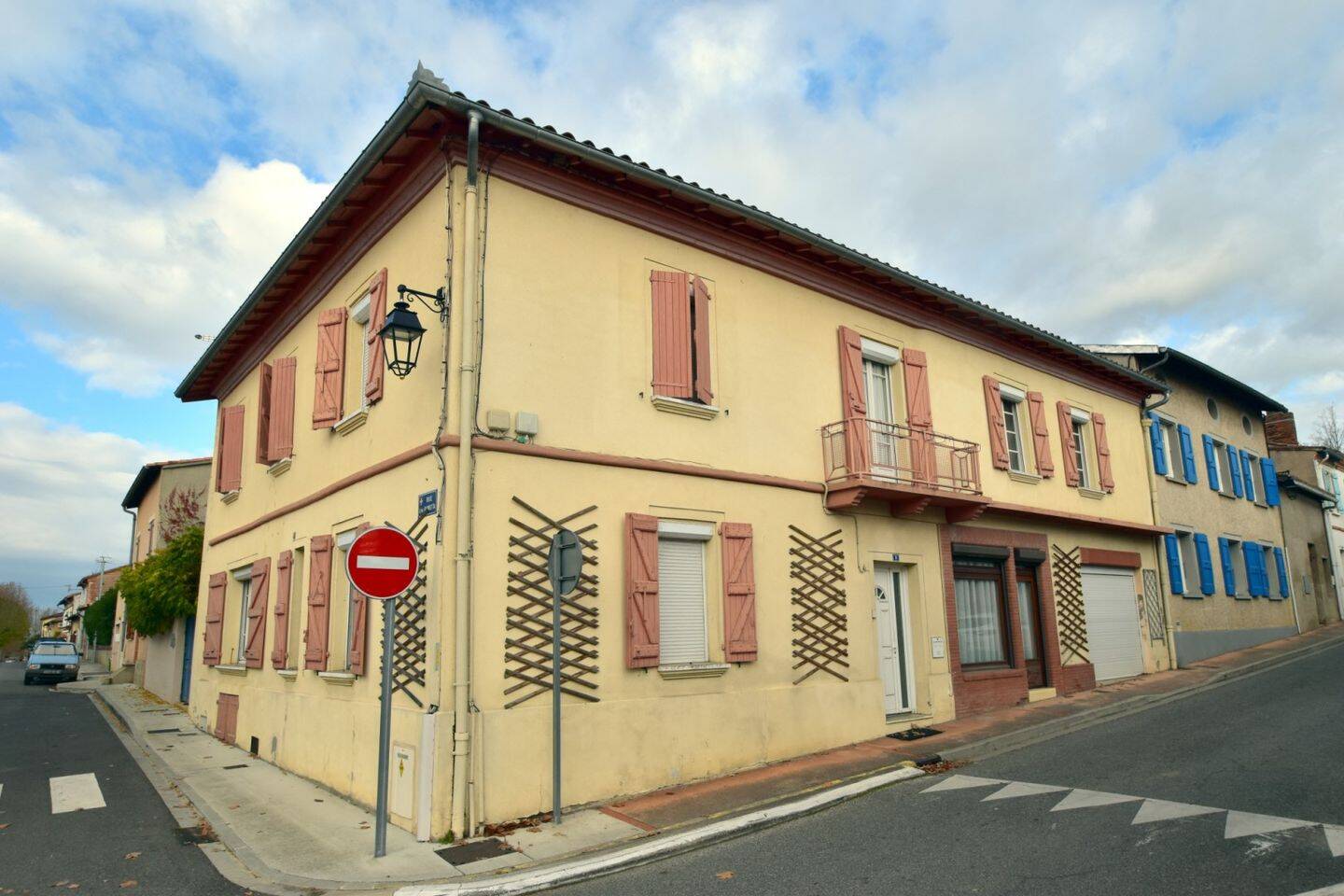 Appartement 6 pièces 130 m² · à Villebrumier · 130 m² · 120 000 €
