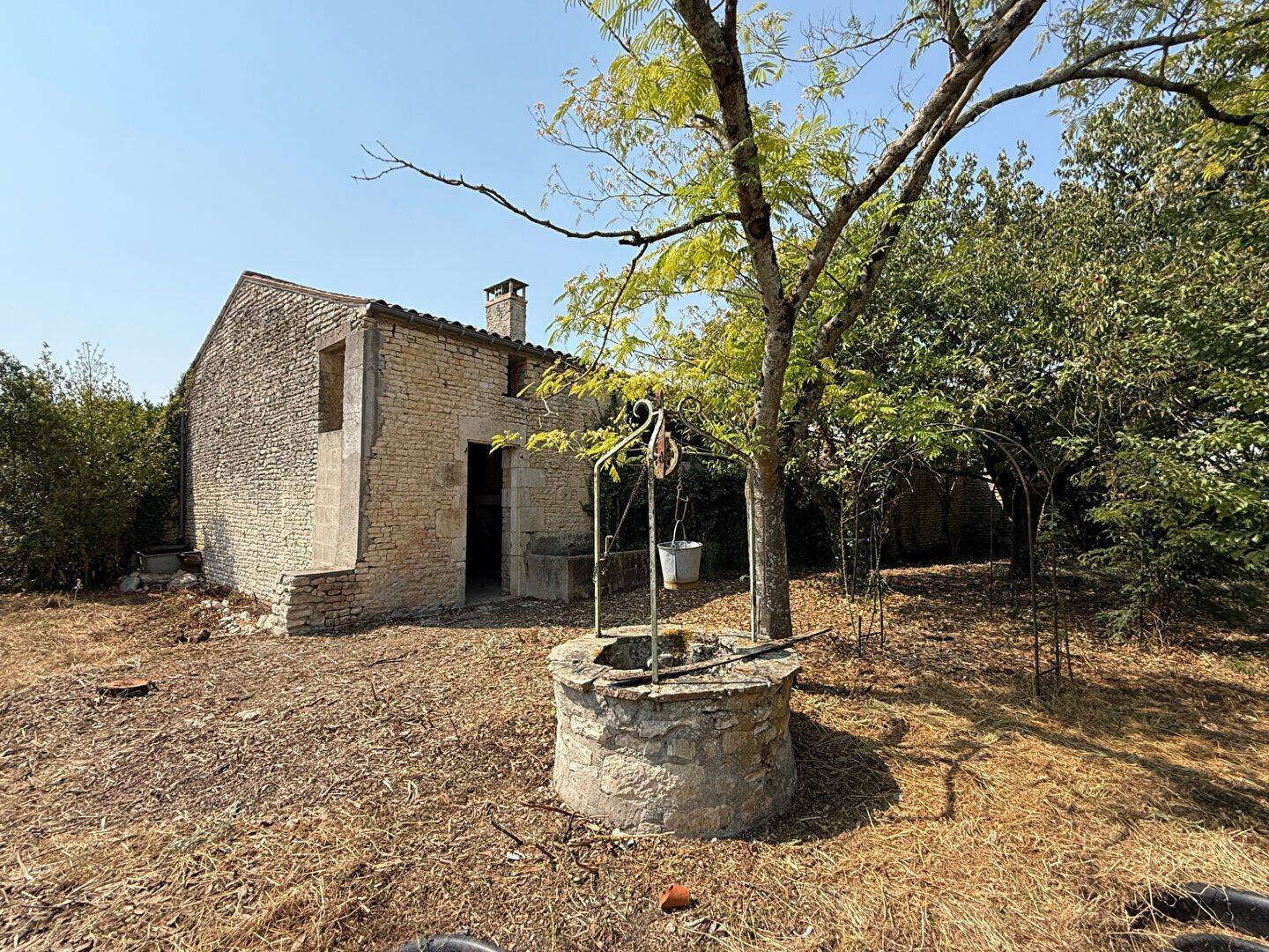 Maison 6 pièces 181 m² · à Ferrières · 181 m² · 270 000 €
