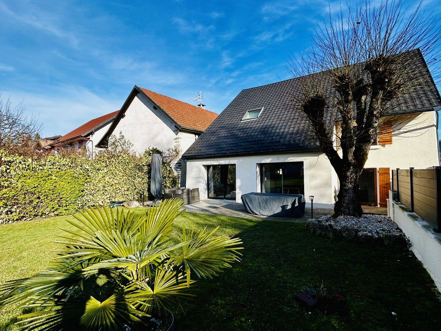 Maison 6 pièces 200 m² · à Arenthon · 200 m² · 695 000 €