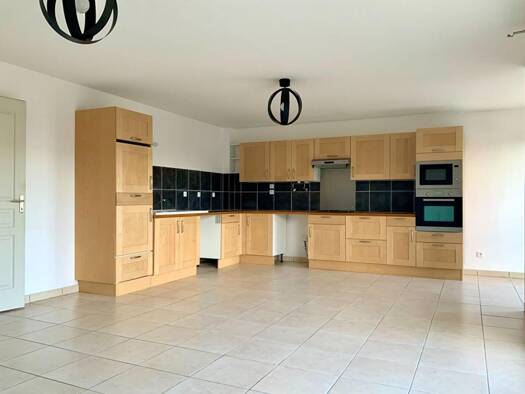 Appartement à vendre 271 000 € 4 pièces 3 chambres 89 m² Étage 1/2 Moret Loing et Orvanne 77250