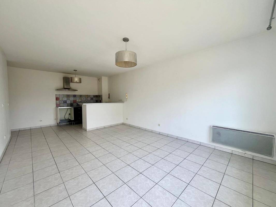 Appartement 3 pièces 62 m² · à Saint-Médard-en-Jalles · 61,6 m² · 930 €