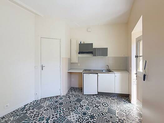 Appartement à vendre 92 000 € 2 pièces 1 chambre 23 m² RDC Centre Forêt Rambouillet 78125