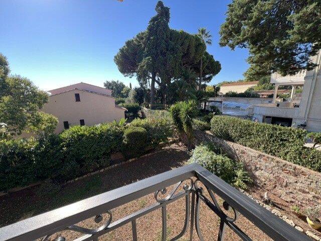 Appartement 3 pièces 71 m² · à Fréjus · 71 m² · 310 000 €