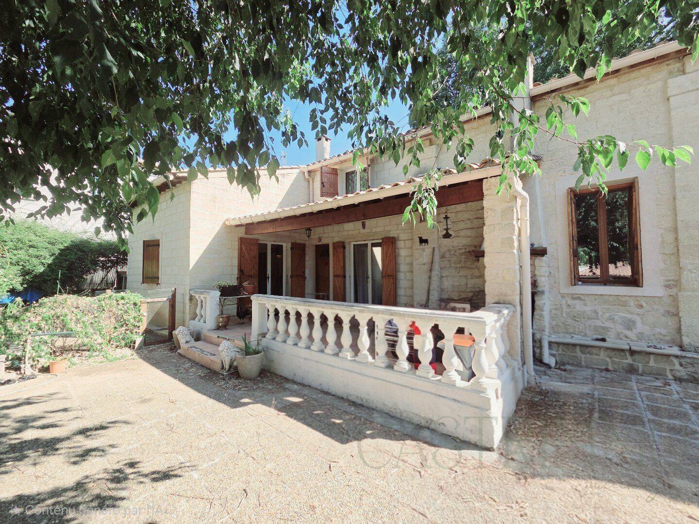 Maison 6 pièces 140 m² · à Castries · 140 m² · 483 000 €
