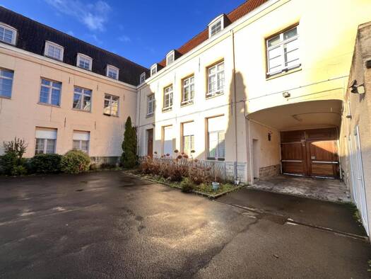 Immeuble à vendre 545 000 € 600 m² Douai 59500