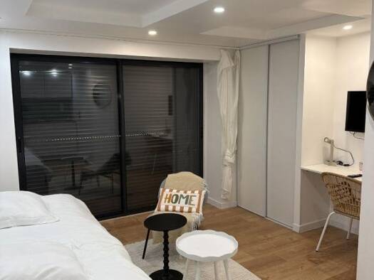 Appartement à louer - logement étudiant 895 € 1 pièce 18 m² RDC disponible dès maintenant Forêt de Gagny Gagny 93220