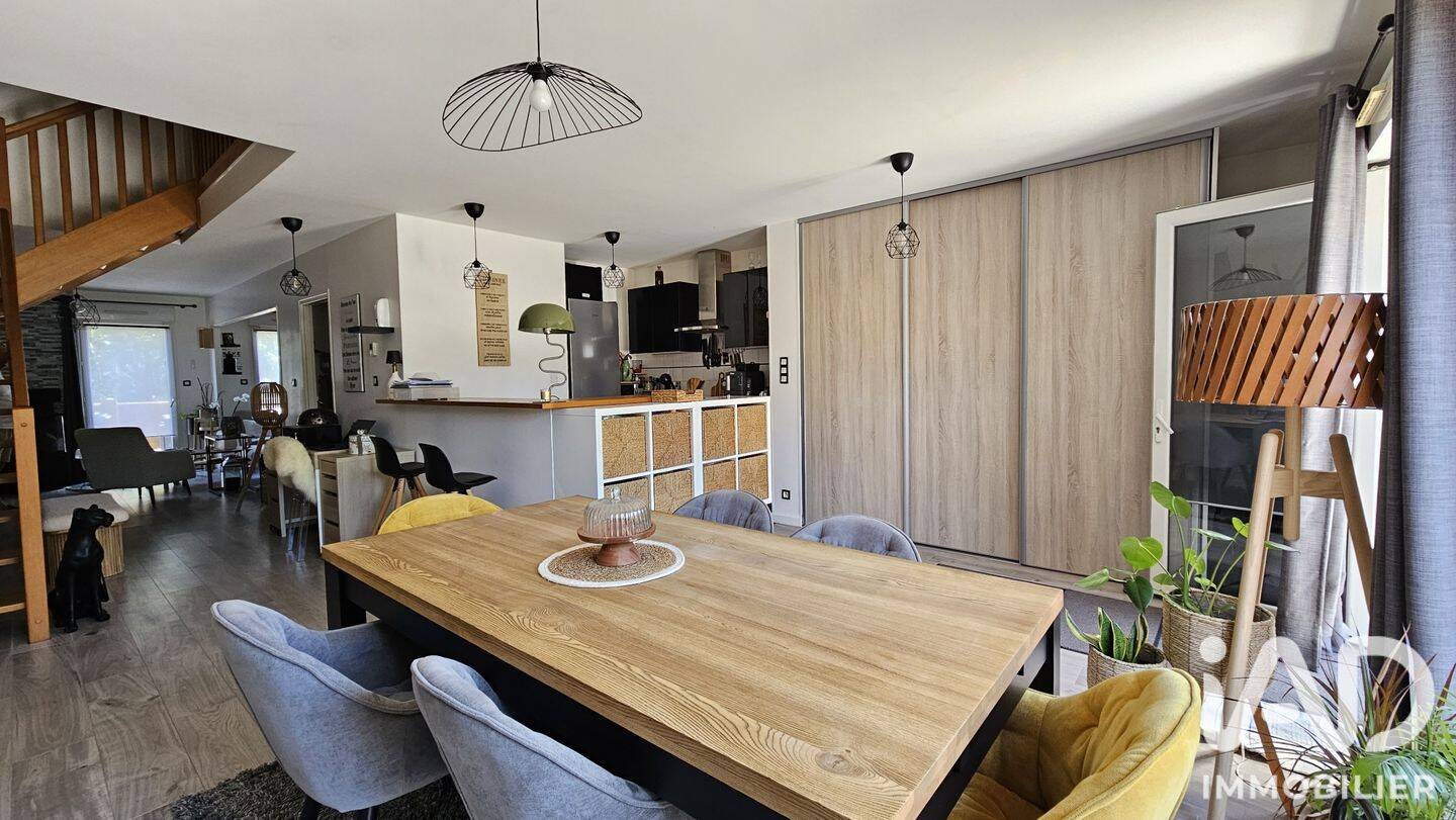 Maison 4 pièces 99 m² · à Vignoc · 99 m² · 256 000 €