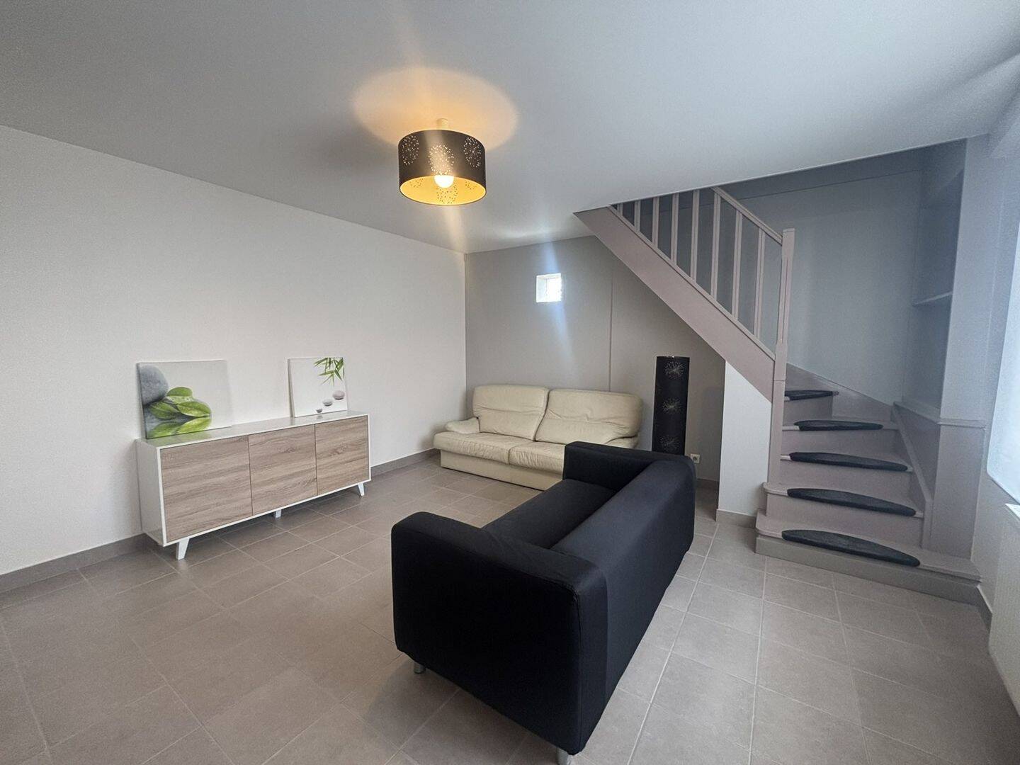 Appartement 2 pièces 47 m² · à Mantes-la-Jolie · 46,8 m² · 835 €