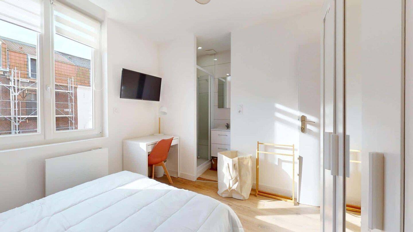 Chambre 1 - POSTES G - Colocation — 1