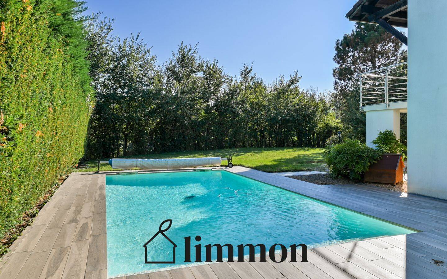 Maison 6 pièces 211 m² · à Cailloux-sur-Fontaines · 211 m² · 719 000 €