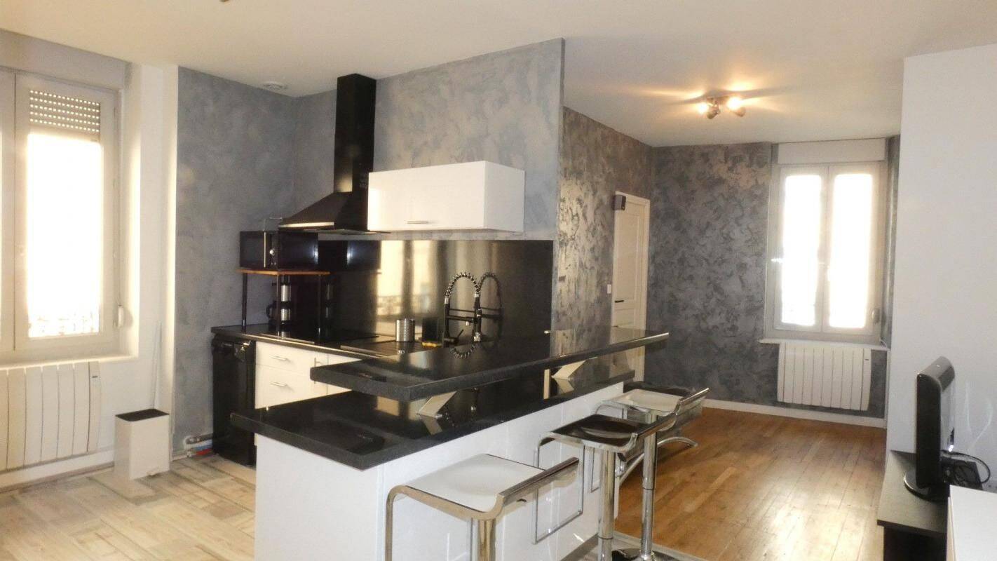 Appartement 2 pièces 35 m² · à Oullins-Pierre-Bénite · 34,6 m² · 677 €/mois