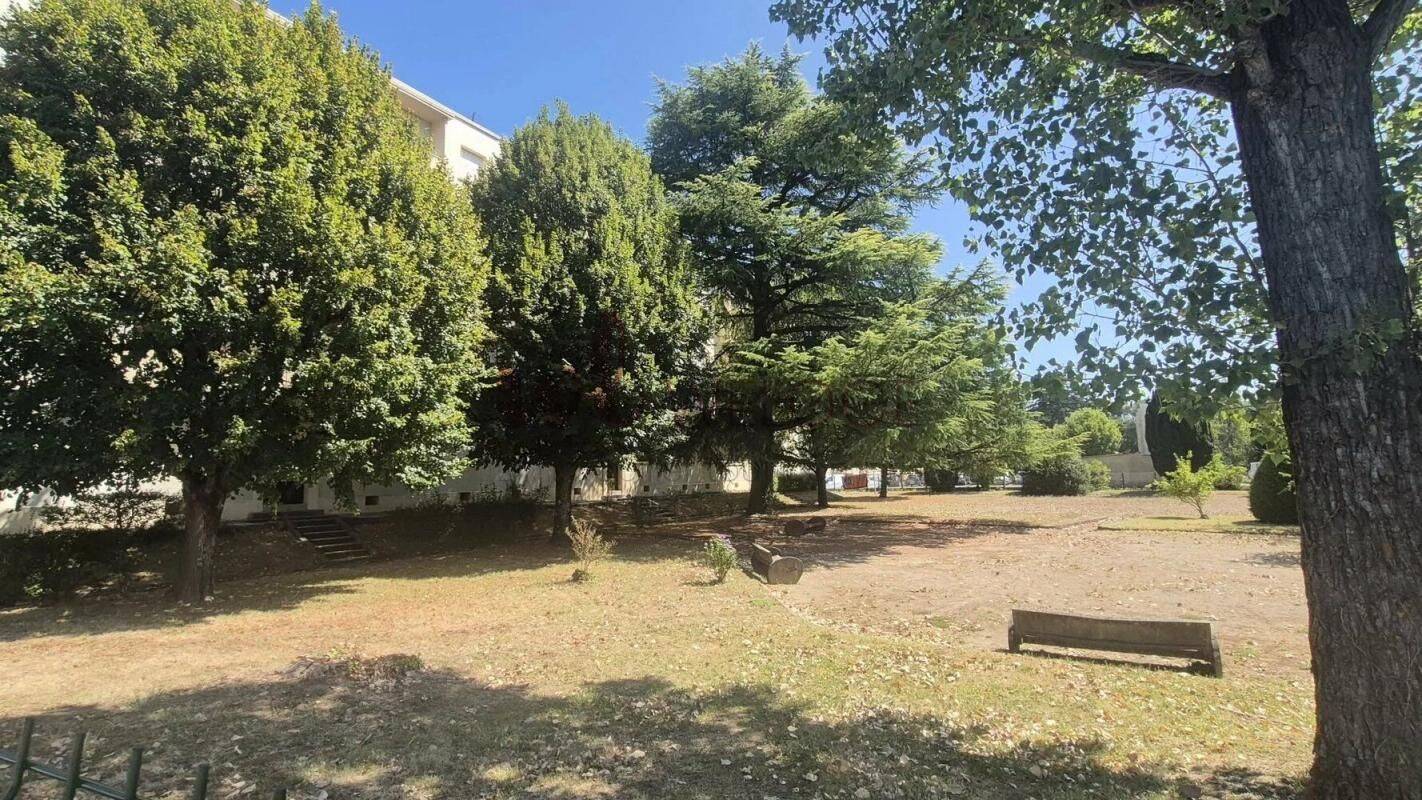 Appartement 3 pièces 51 m² · à Francheville · 51 m² · 890 €