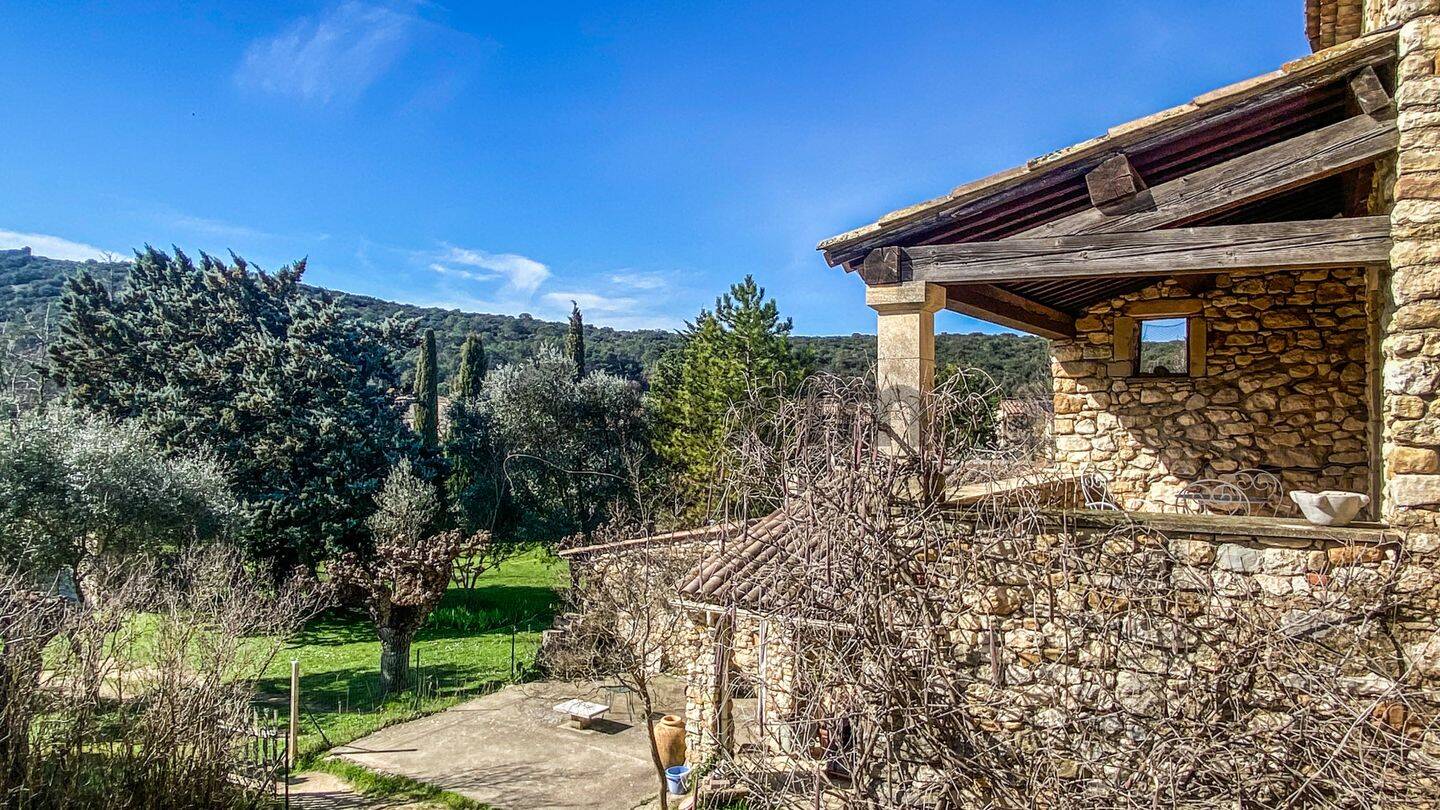 Maison 7 pièces 185 m² · à Uzès · 185 m² · 749 000 €