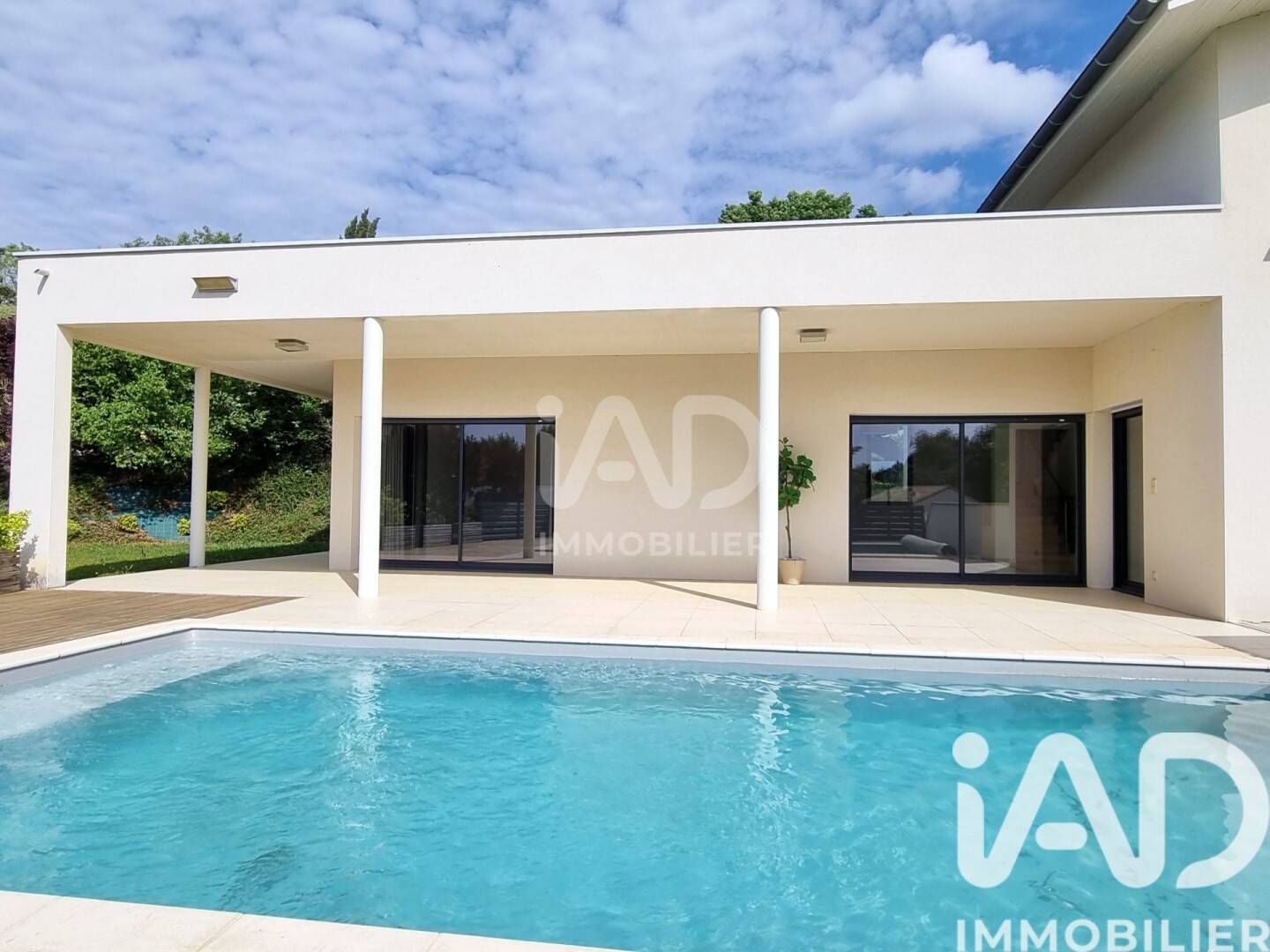 Maison 6 pièces 195 m² · à Rouffiac-Tolosan · 195 m² · 699 000 €
