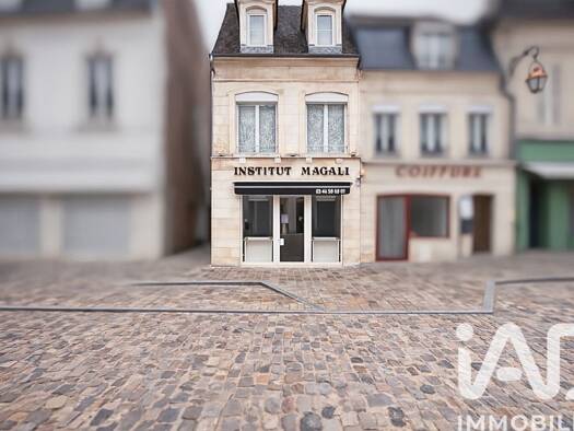 Immeuble à vendre 395 000 € 131 m² Nord Est-Sud Ouest Clermont 60600