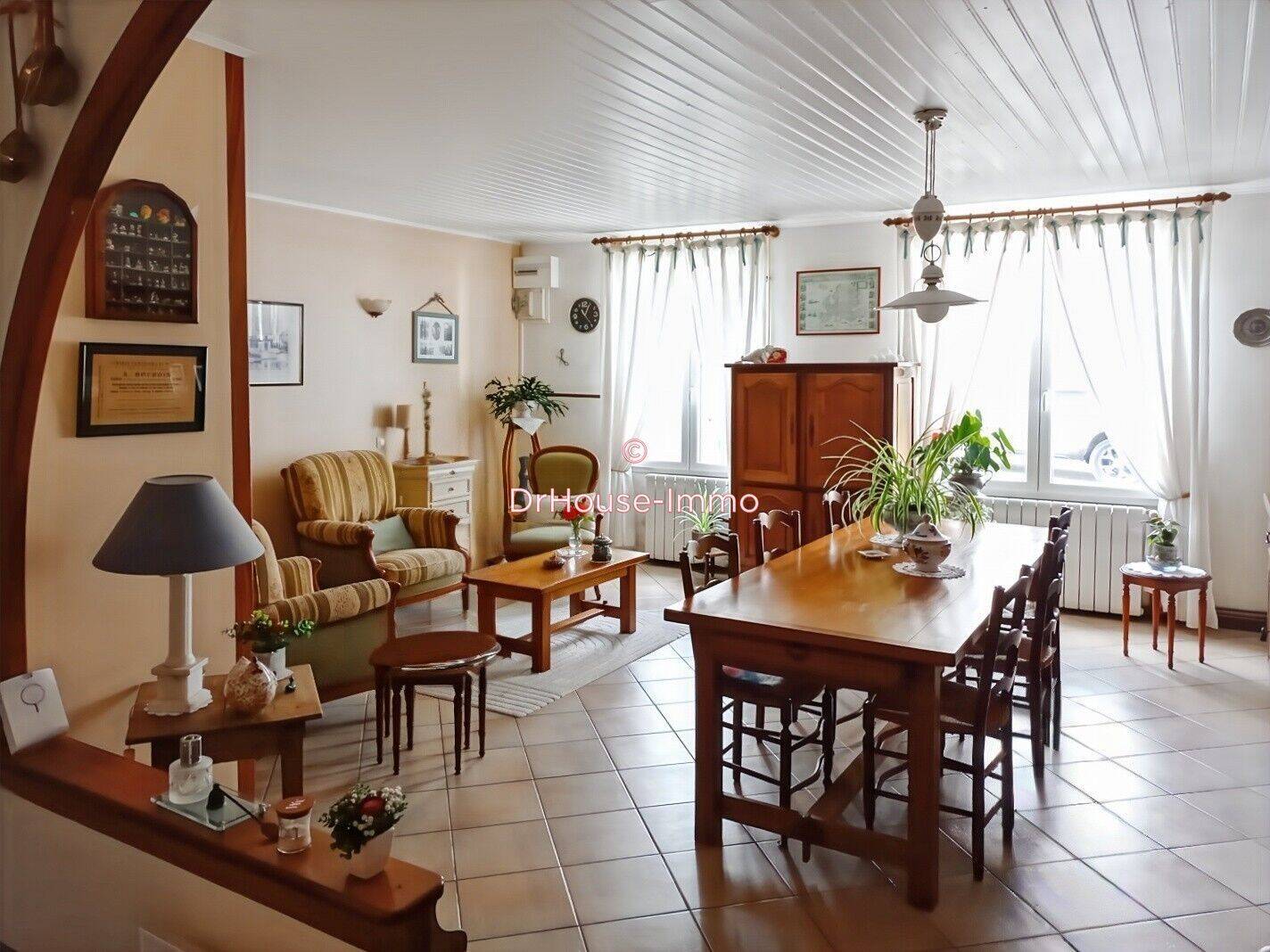 Maison 5 pièces 110 m² · à Ciré-d'Aunis · 110 m² · 189 000 €