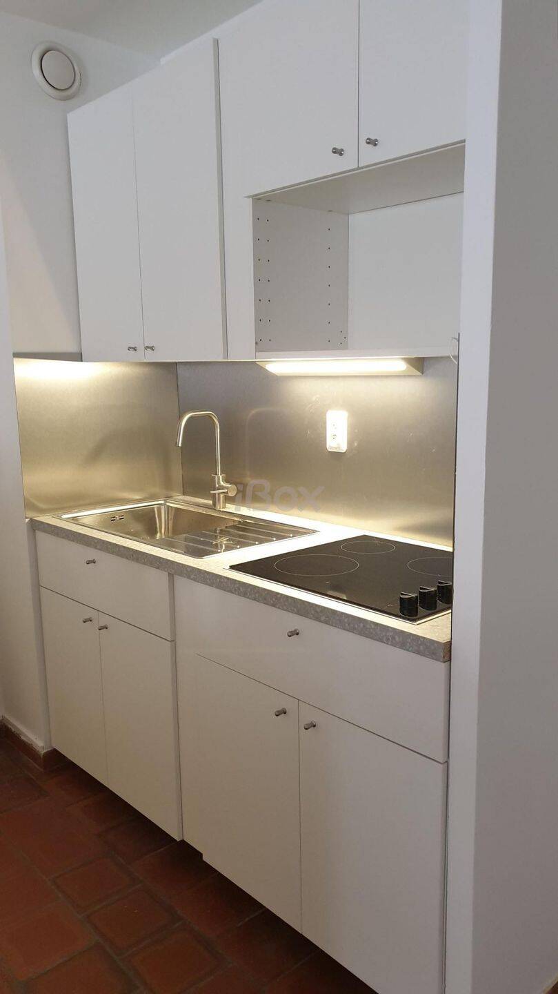Appartement 2 pièces 44 m² · à Toulon · 43,9 m² · 590 €
