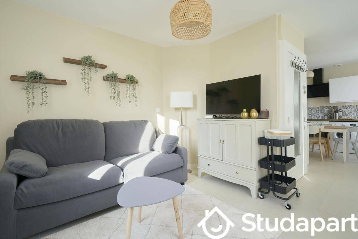 1 pièce 10 m² · à Valenciennes · 10 m² · 470 €