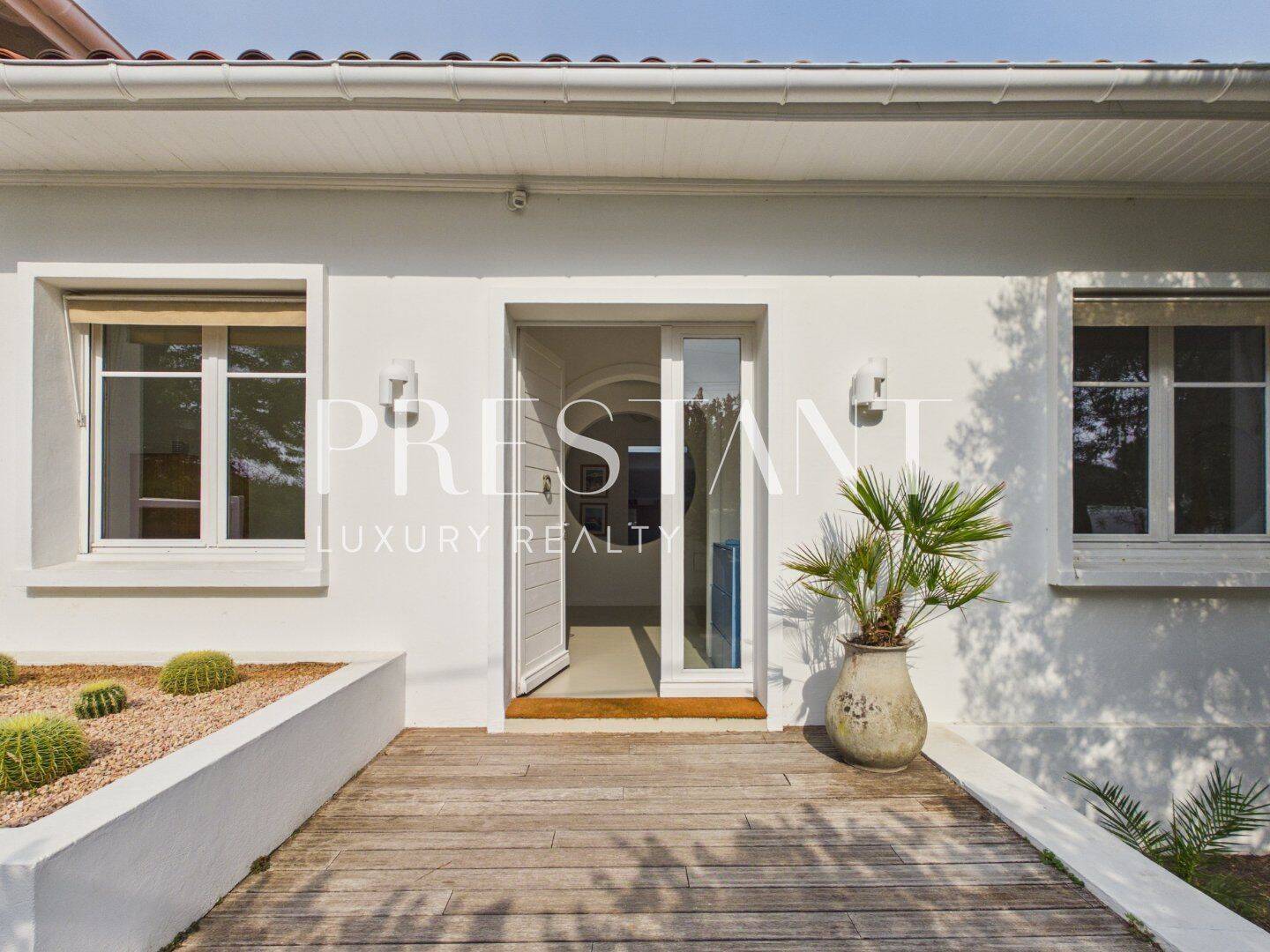 Maison 6 pièces 149 m² · à Anglet · 149 m² · 1 890 000 €