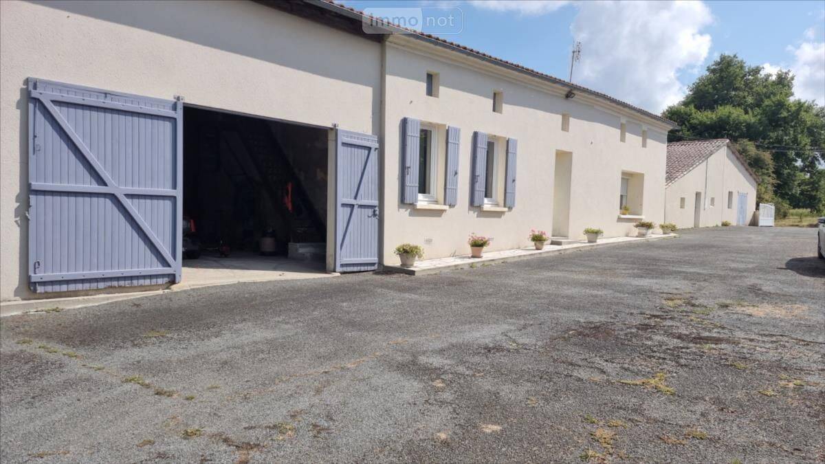Maison 5 pièces 85 m² · à Jonzac · 85 m² · 157 500 €