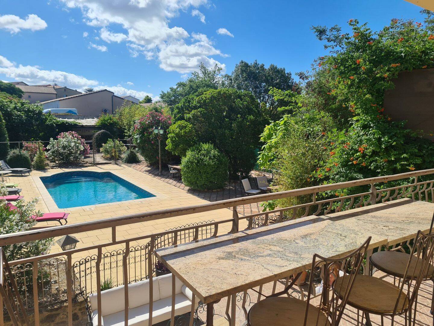 Maison 8 pièces 184 m² · à Laurens · 184 m² · 475 000 €