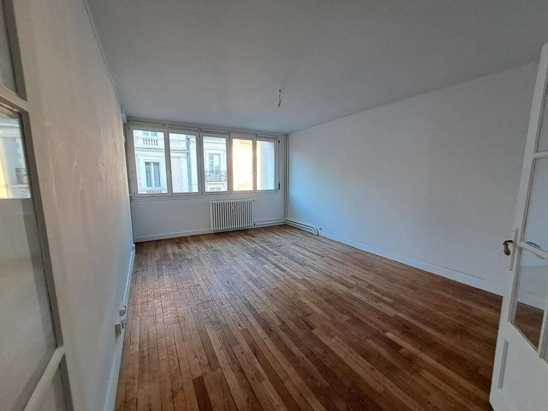 Appartement 3 pièces 70 m² · à Limoges · 70 m² · 695 €