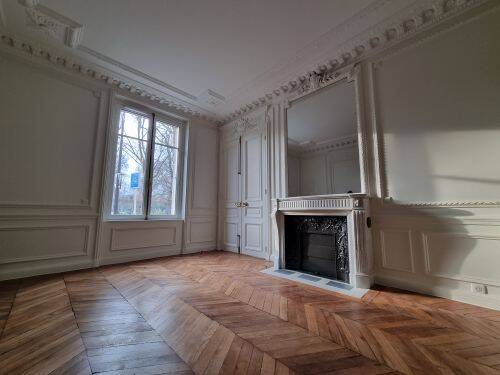 Appartement 3 pièces 105 m² · à Paris 17ème Arrondissement · 105,3 m² · 3 126 €