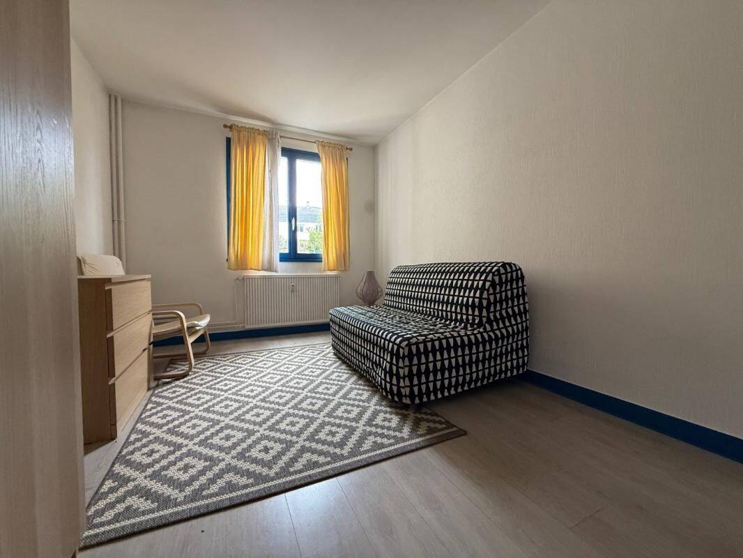 Appartement 1 pièce 25 m² · à Orléans · 25 m² · 533 €