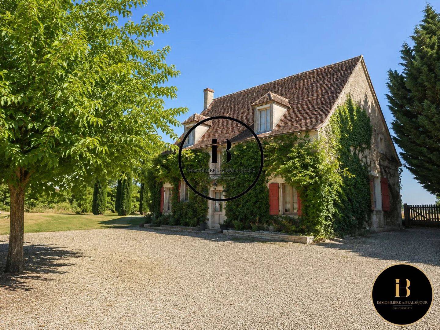 Maison 5 pièces 125 m² · à Chalais · 125 m² · 695 €