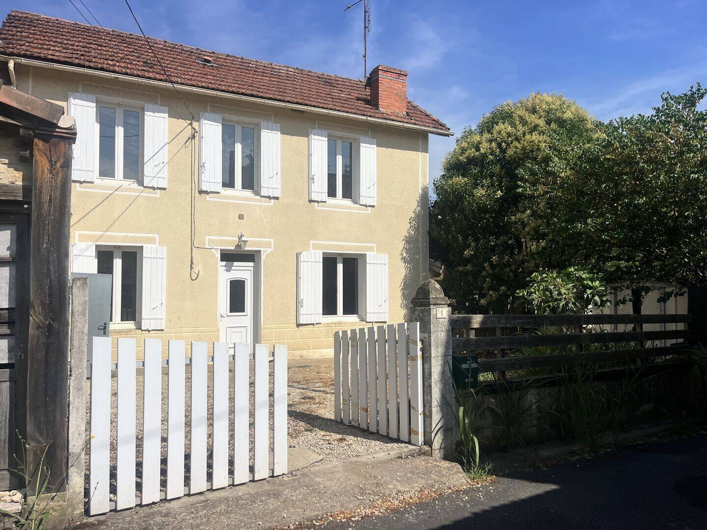 Maison 3 pièces 71 m² · à Le Buisson-de-Cadouin · 71 m² · 129 600 €