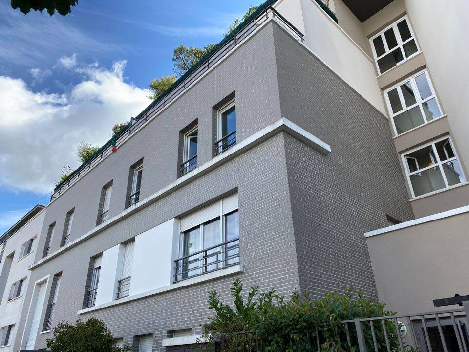 Appartement 2 pièces 42 m² · à Corbeil-Essonnes · 42 m² · 850 €