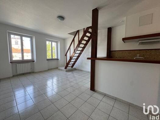 Appartement à louer 536 € 2 pièces 1 chambre 40 m² RDC Nogentel 02400
