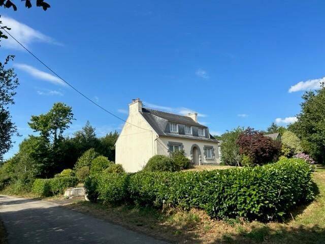 Maison 6 pièces 106 m² · à Lannédern · 106 m² · 205 725 €