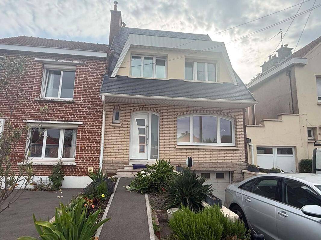 Maison 4 pièces 106 m² · à Dunkerque · 106 m² · 279 750 €