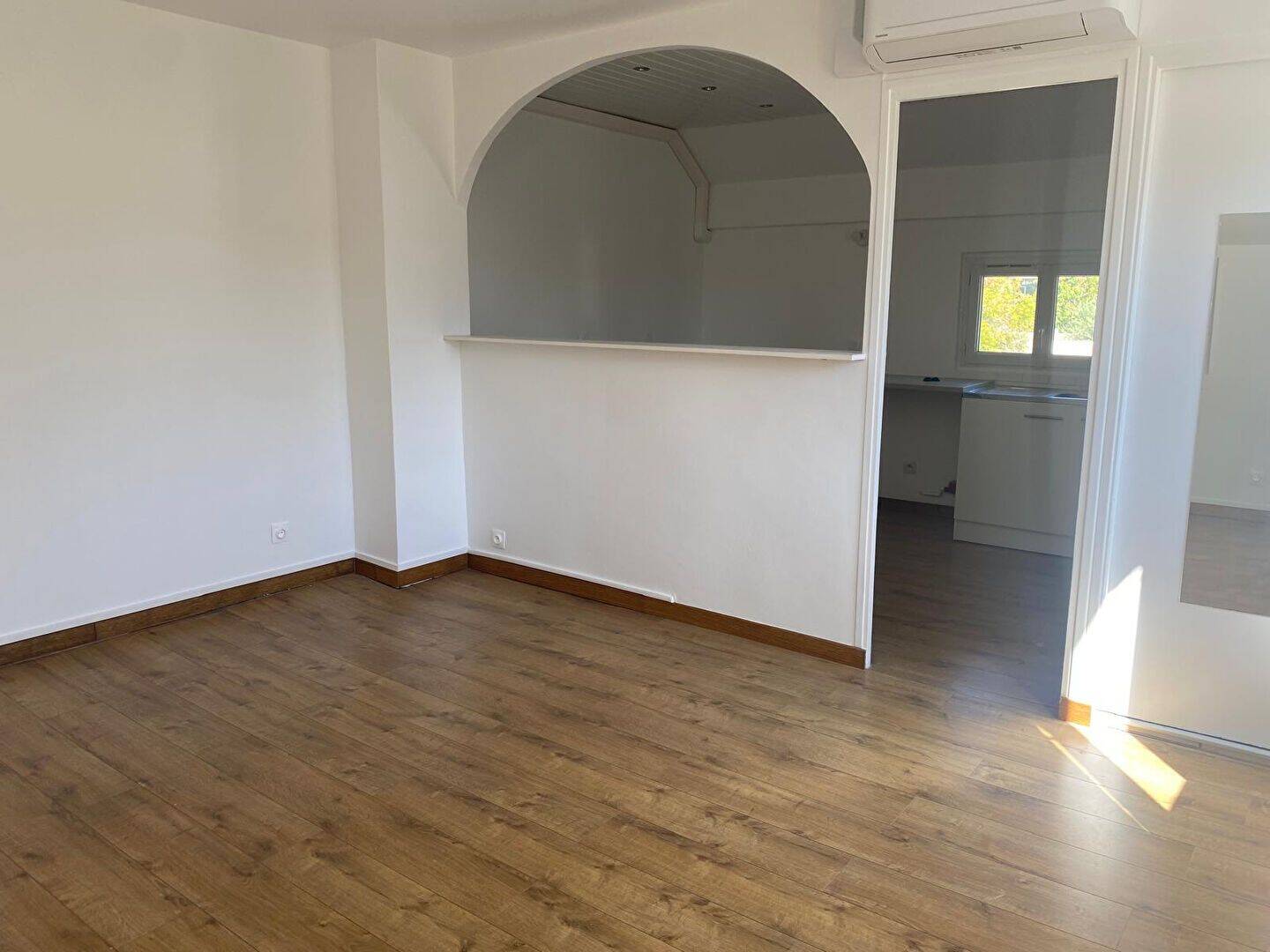 Appartement 1 pièce 30 m² · à Bessancourt · 29,5 m² · 599 €