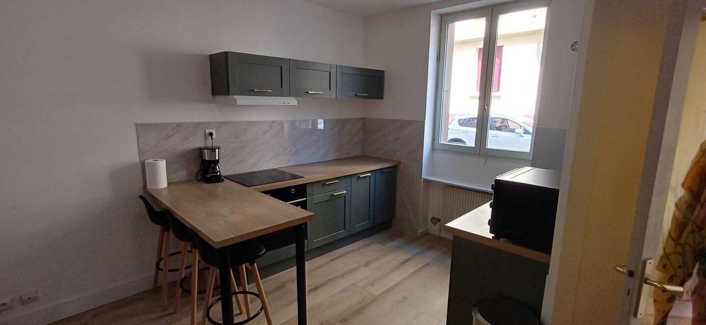 Appartement 2 pièces 42 m² · à Saint-Étienne · 42 m² · 450 €/mois