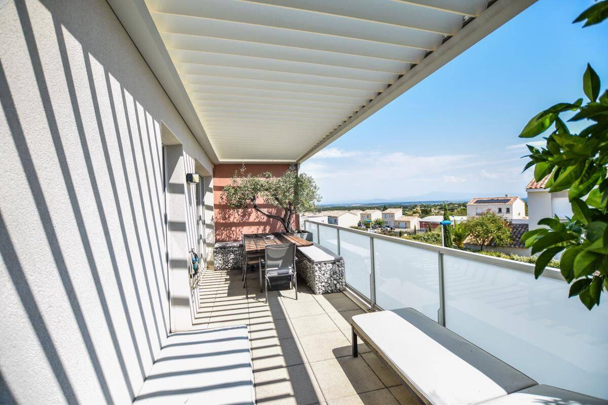 Appartement 3 pièces 72 m² · à Rochefort-du-Gard · 71,6 m² · 1 100 €