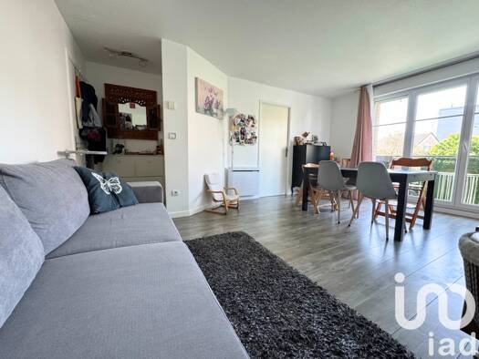 Appartement à vendre 180 000 € 3 pièces 2 chambres 54 m² Étage 1/3 Centre Est-Village Trappes 78190
