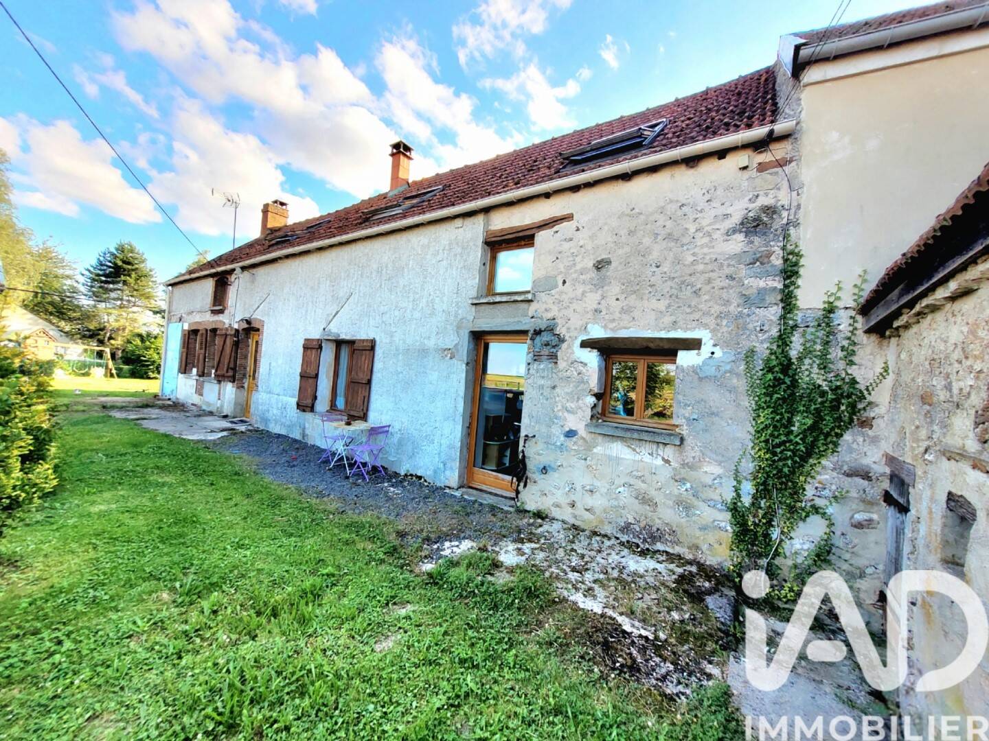 Maison 5 pièces 142 m² · à Montmirail · 142 m² · 165 000 €