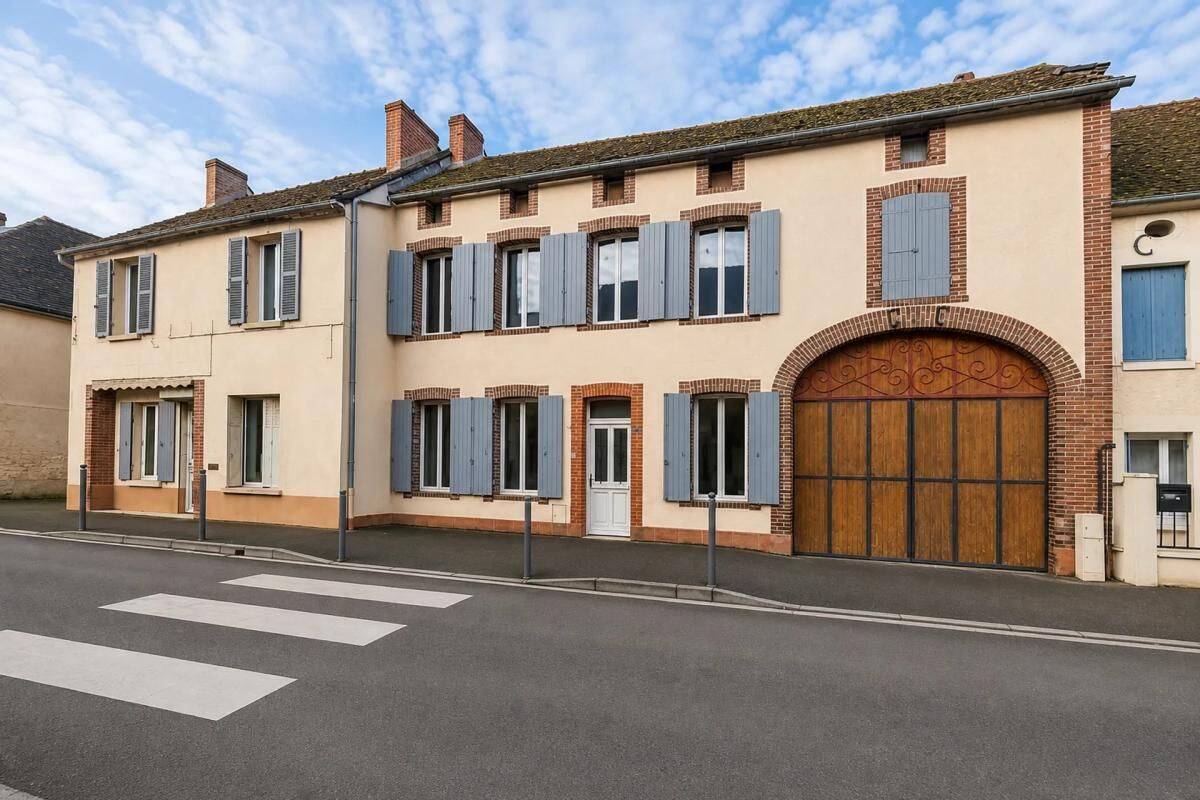 Maison 7 pièces 135 m² · à Venizy · 135 m² · 74 900 €