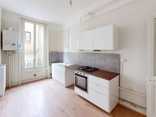 Colocation à louer 690 € 3 pièces 2 chambres 77,3 m² RDC/1 Fauriel Saint-Étienne 42100