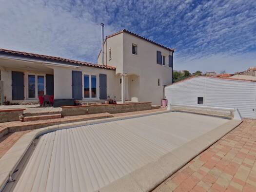 Villa à vendre 255 000 € 5 pièces 3 chambres 113 m² 877 m² de terrain Bélesta 66720