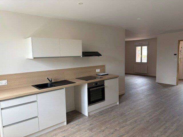 Appartement 4 pièces 90 m² · à Cours · 90 m² · 750 €
