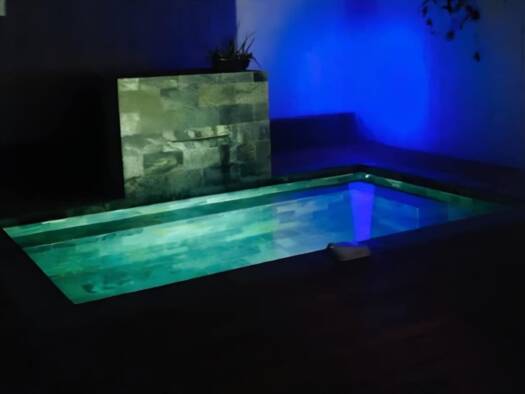 Maison à louer 3 800 € 8 pièces 6 chambres 220 m² 800 m² de terrain Saint-Louis 97450