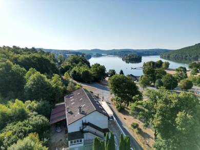 Hôtel particulier à vendre 349 000 € 17 pièces 12 chambres 545 m² 1 974 m² de terrain Peyrat-le-Château 87470