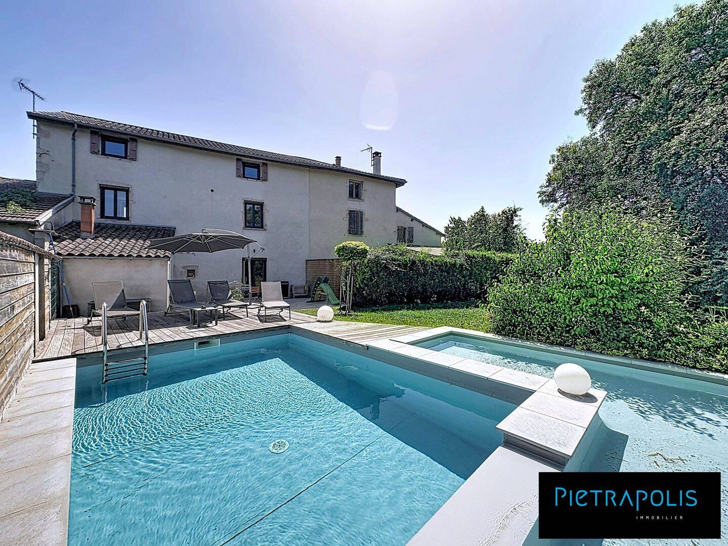 Maison 5 pièces 147 m² · à Quincieux · 147 m² · 485 000 €